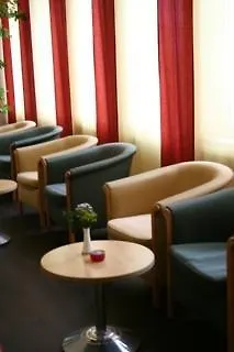 **** Hotel Holiday Inn Frankfurt Airport - Neu-Isenburg By Ihg Německo