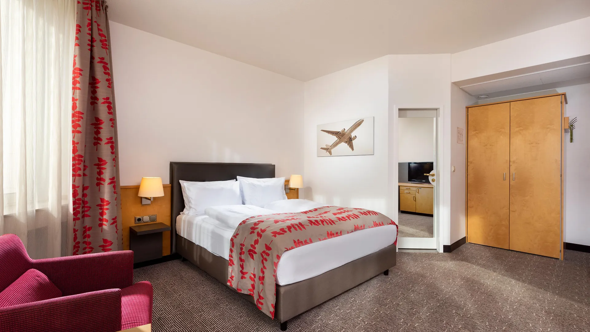 **** Hotel Holiday Inn Frankfurt Airport - Neu-Isenburg By Ihg Německo
