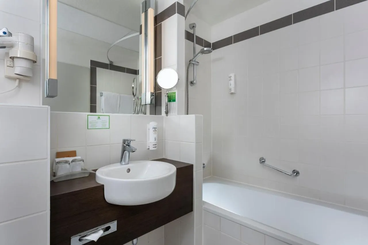 Holiday Inn Frankfurt Airport - Neu-Isenburg By Ihg