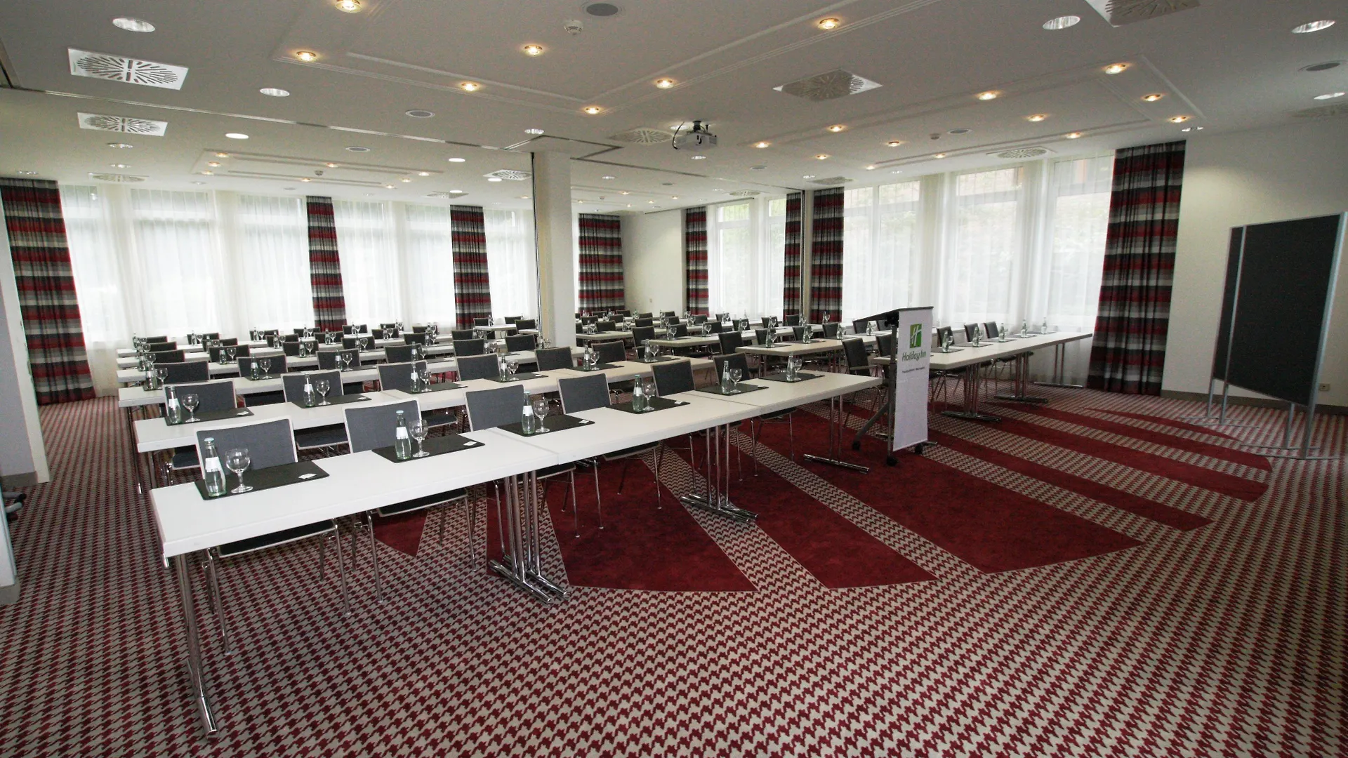 Hotel Holiday Inn Frankfurt Airport - Neu-Isenburg By Ihg